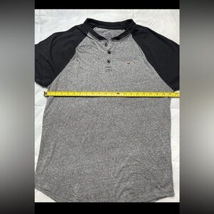 Holster Short Sleeve Henley Tee Shirt Grey Baseball Logo Mens L